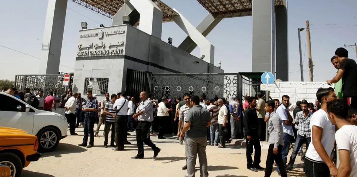 مصر تسمح لطلاب غزة بالمرور بشكل دائم عبر معبر رفح