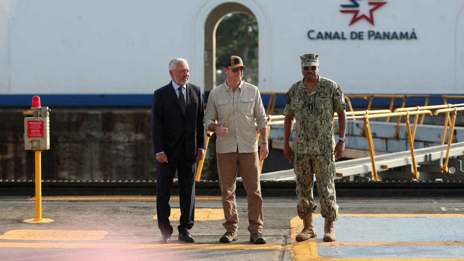 وزير الدفاع الأمريكي: سنستعيد قناة بنما من النفوذ الصيني