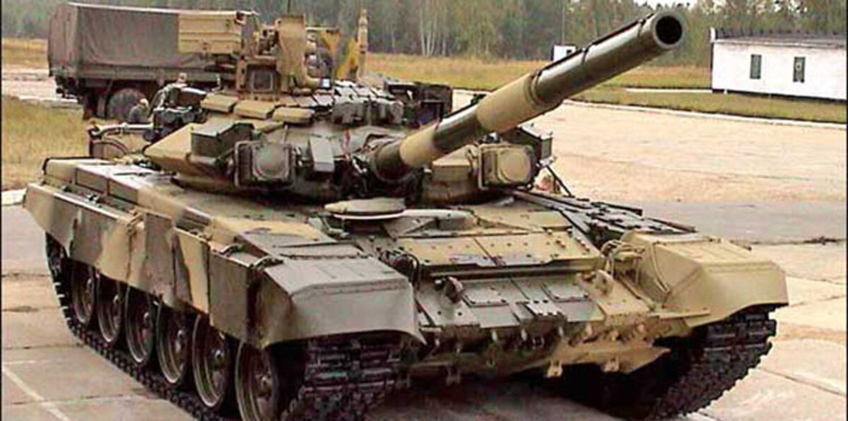 موسكو تنفي بيع دبابات إلى طهران