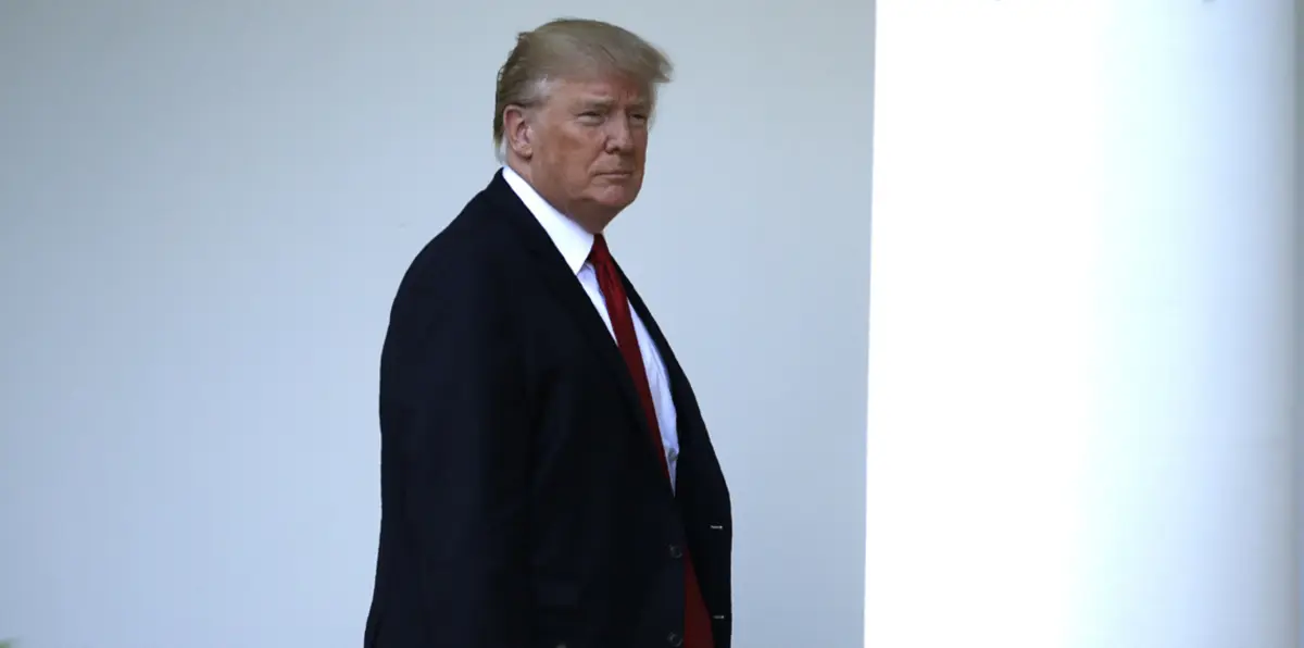 مذيعان بقناة تلفزيون أمريكية يتهمان البيت الأبيض بالضغط عليهما للاعتذار لترامب