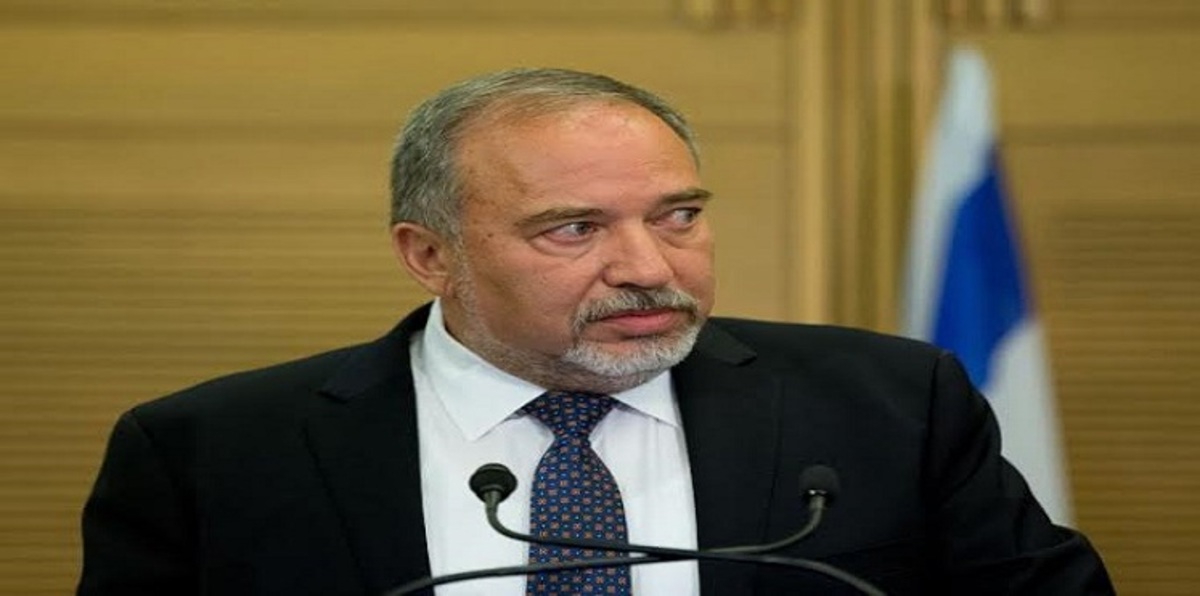 ليبرمان يتهم إيران بانتهاك قرارات مجلس الأمن