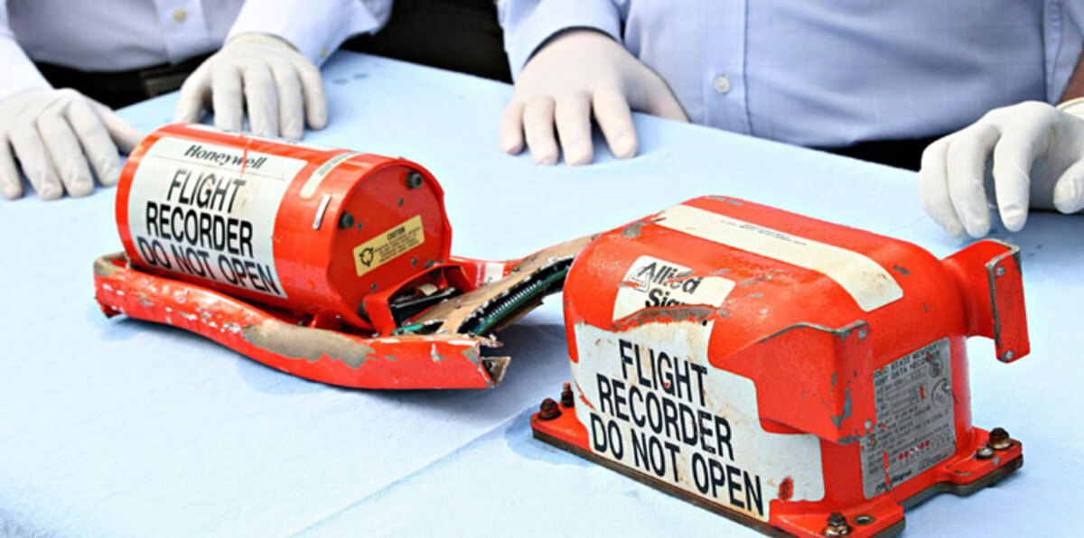 خبير: انتشال الصندوق الأسود الثاني لا يعني حل لغز الطائرة المصرية