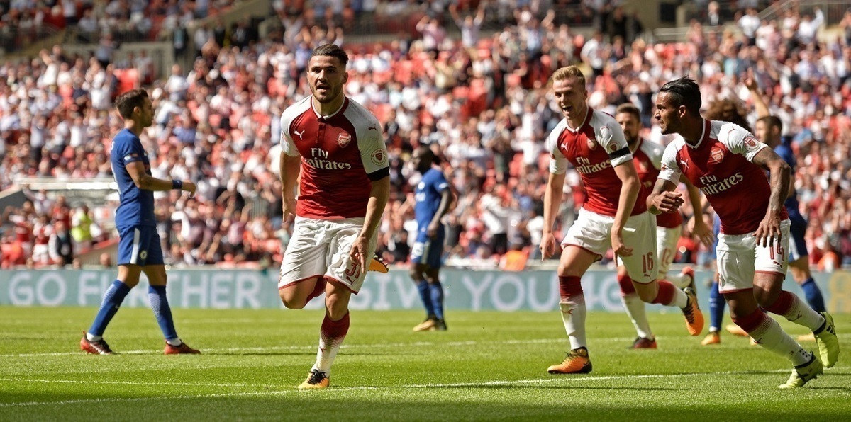 والكوت لاعب آرسنال يصف زميله كولاشيناتس بـ"الدبابة"