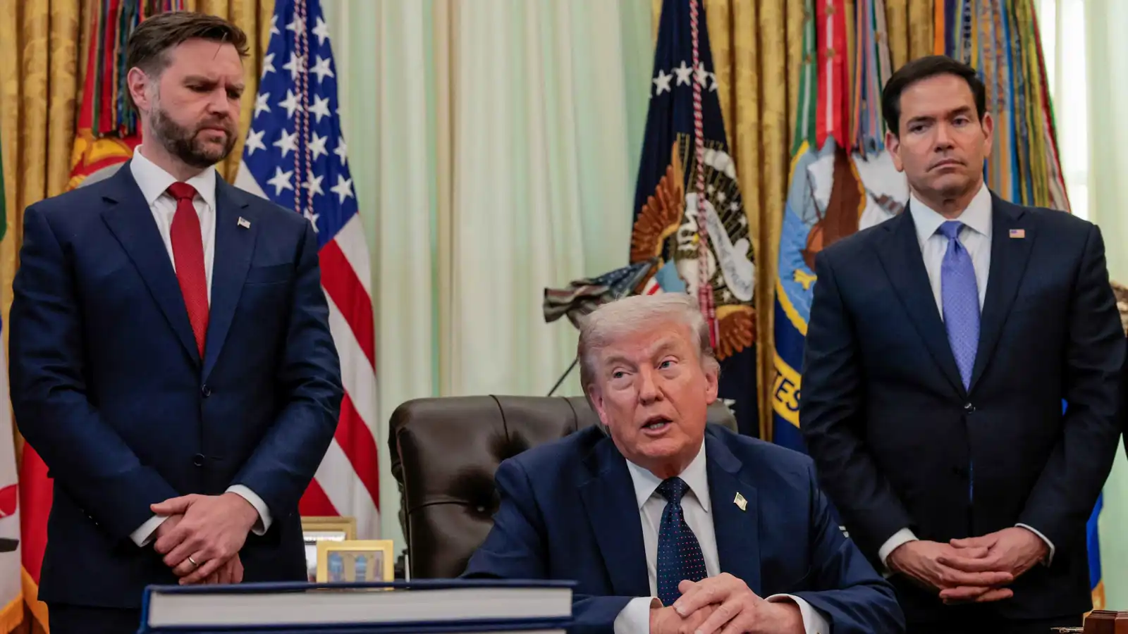 ترامب يعلن تمديد اتفاق وقف إطلاق النار بين إسرائيل ولبنان