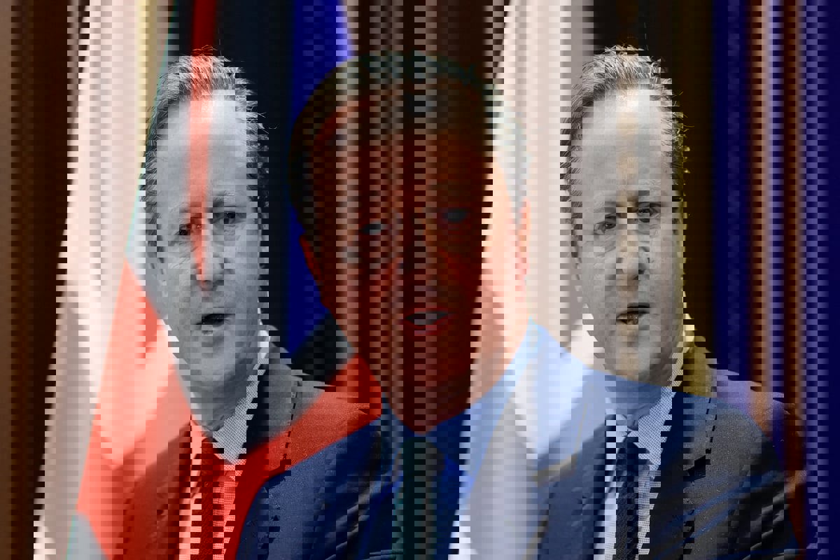 اتهمت موسكو بتسميم نافالني.. لندن تفرض عقوبات على مسؤولين روس
