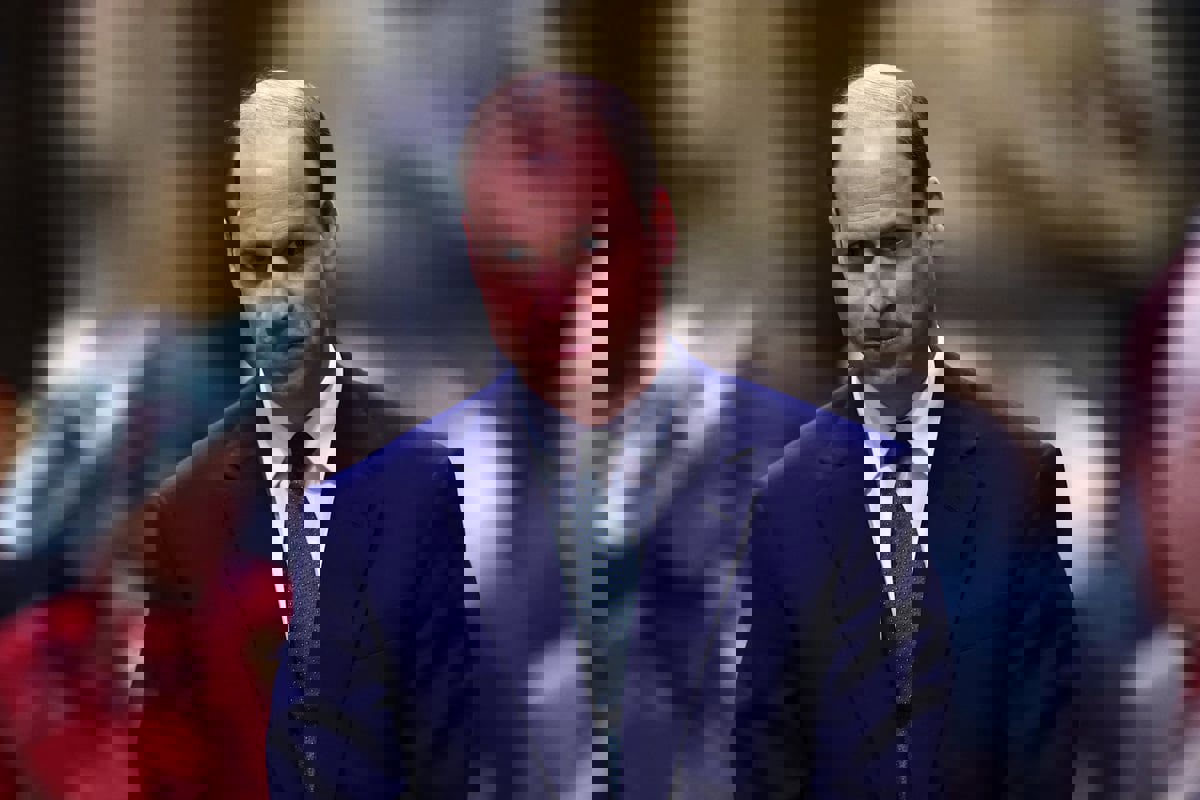 للمرة الأولى منذ أزمة كيت.. الأمير ويليام يحضر مباراة مع طفله (صور)