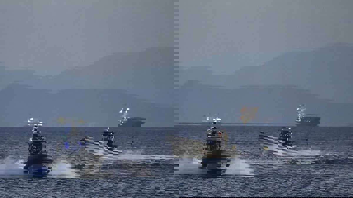 العثور على 6 جثث على شواطئ جزيرة ليسبوس اليونانية وسط توقعات بغرق مركب مهاجرين