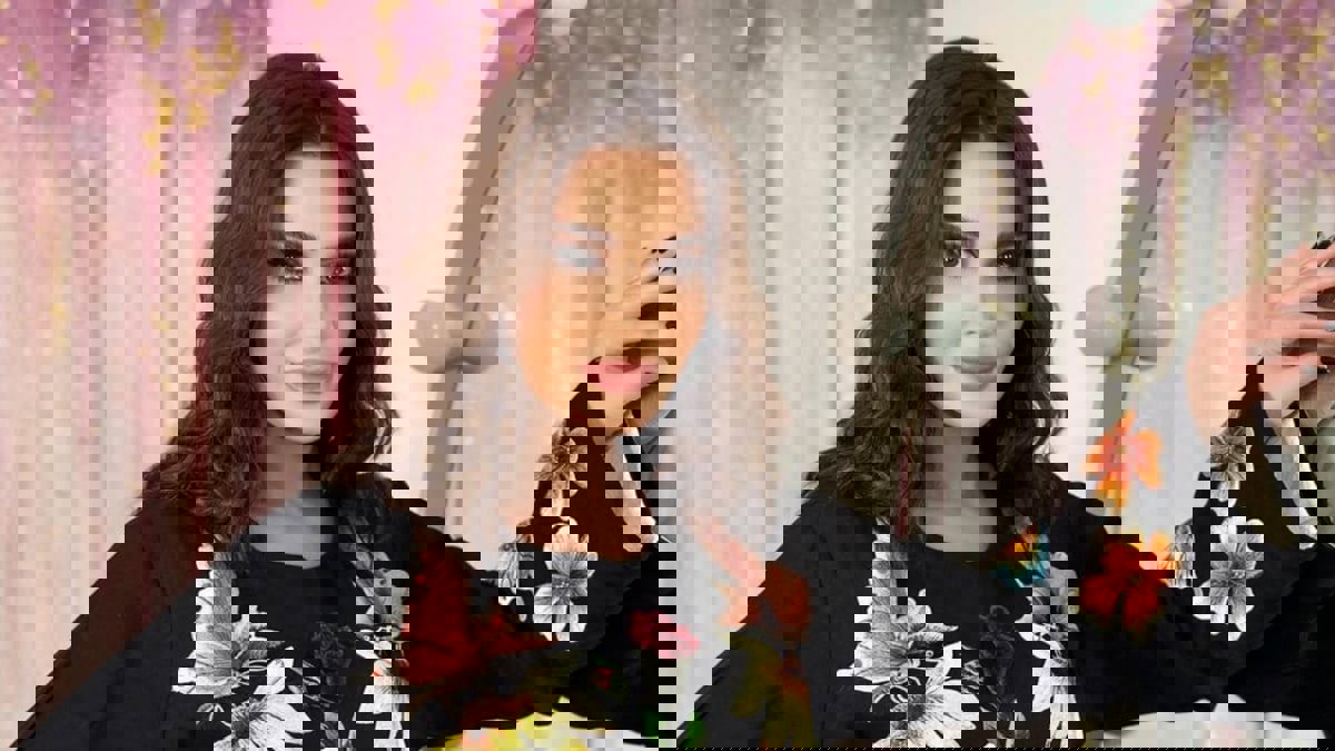 بعبارات حزينة.. أول تعليق لسيرين عبد النور على وفاة والدتها
