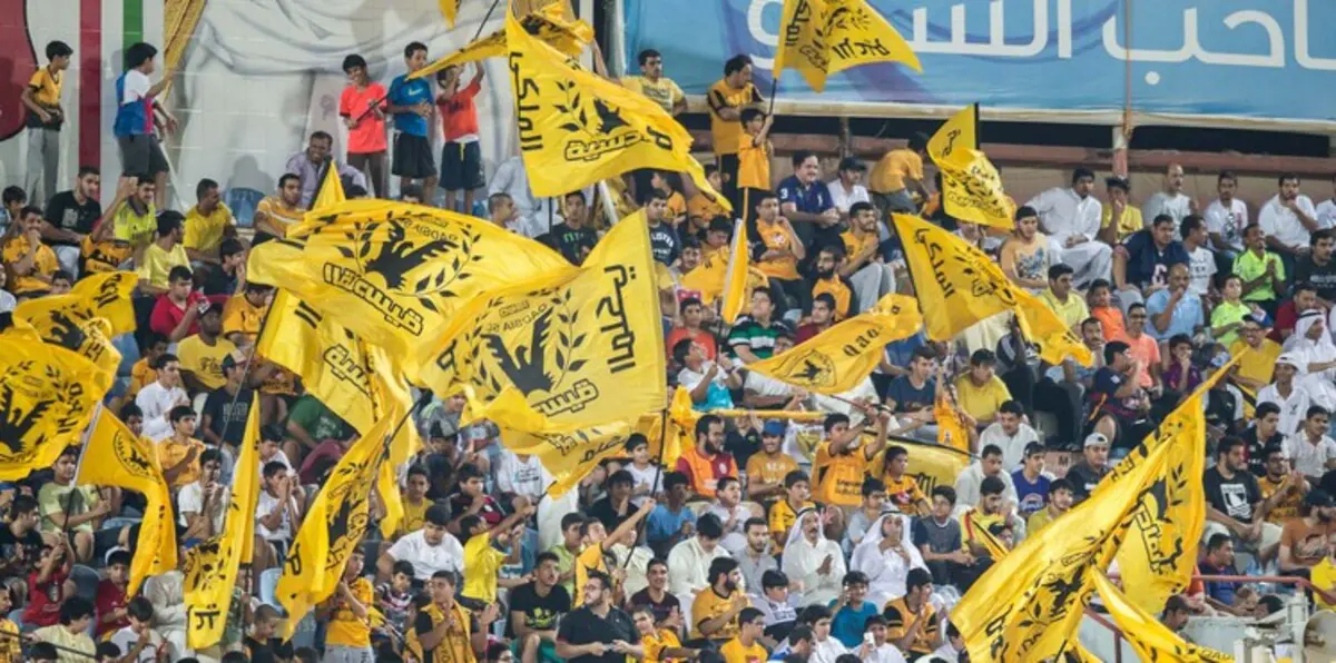 الكويت.. جماهير القادسية تعتصم لإجبار الإدارة على الرحيل