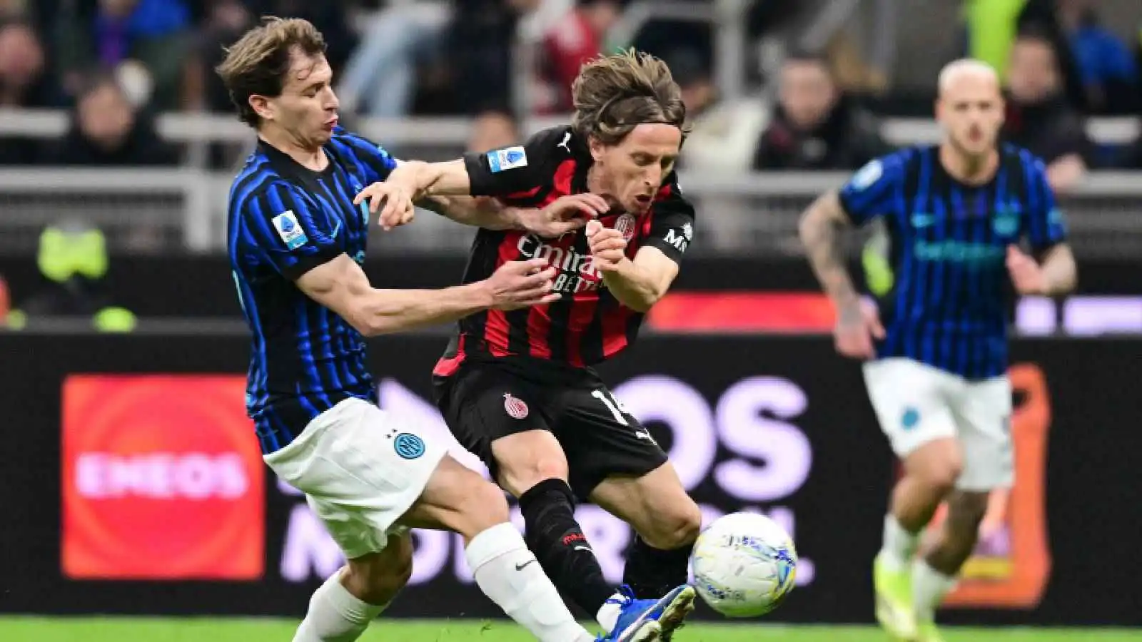 أعاد رقماً غائباً منذ 15 عاماً.. ماذا قدم مودريتش في ديربي الغضب؟