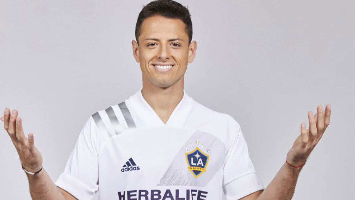 المكسيكي تشيتشاريتو ينضم رسميا إلى لوس أنجلوس غالاكسي
