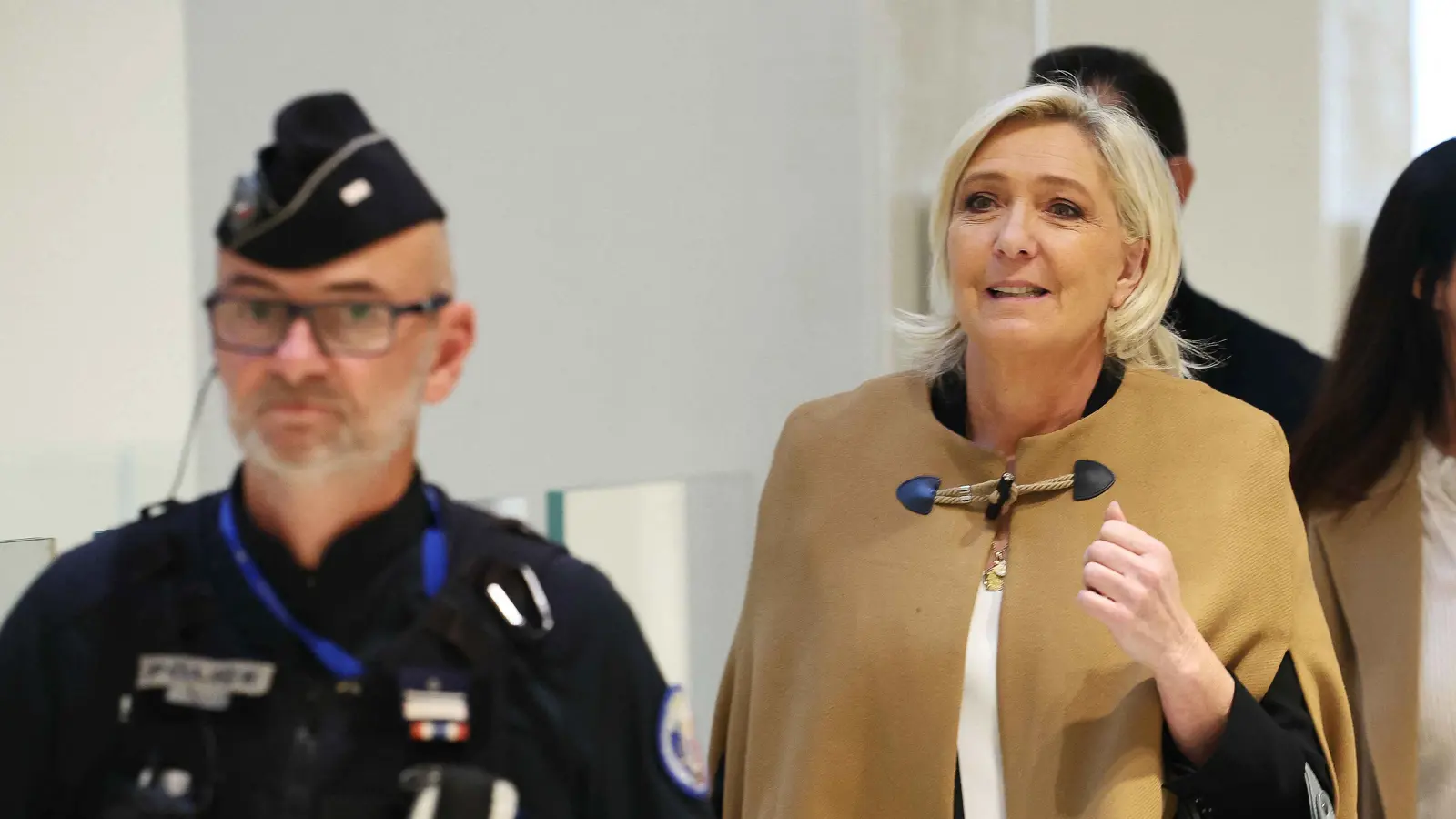 أزمة لوبان والقضاء الفرنسي.. اتهامات بالتحايل وتداعيات واسعة