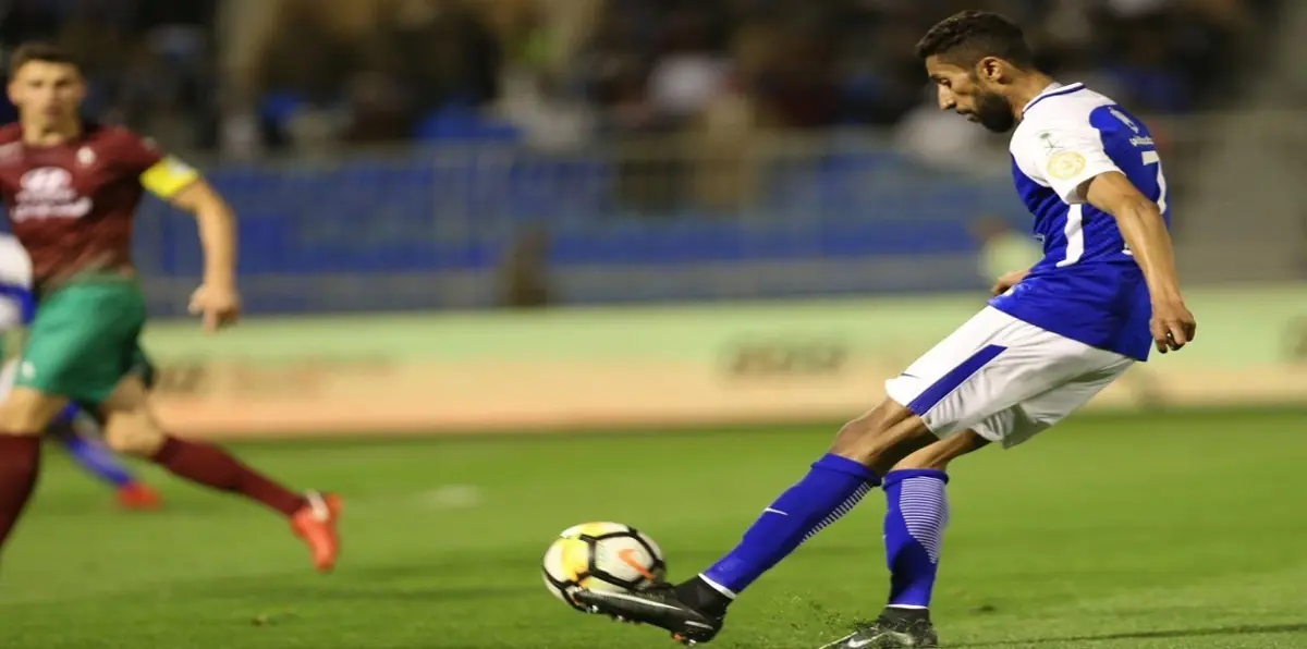 نادي الهلال يخسر جهود سلمان الفرج ونواف العابد أمام الاتحاد