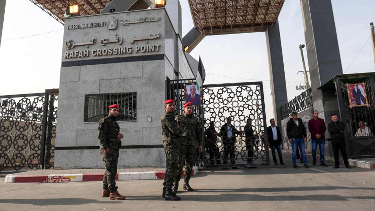 غزة تغلق معابرها وتشدد إجراءات الحجر المنزلي