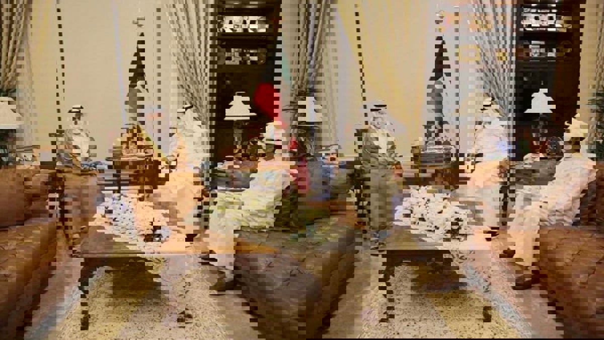 الكويت تنفي مزاعم حول طلبها نقل سفير الإمارات