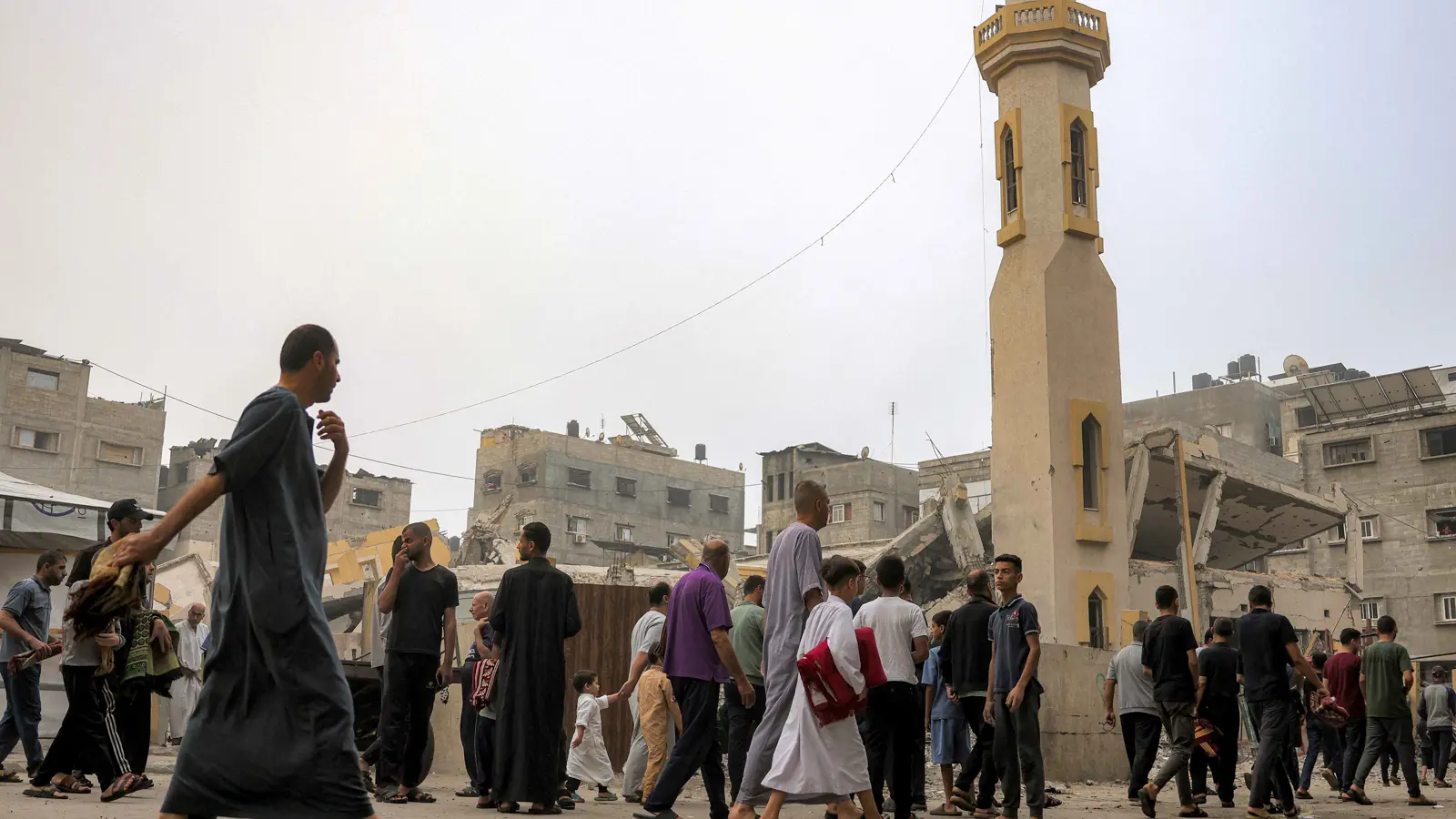 عشرات القتلى ونزوح جديد.. مظاهر عيد الأضحى تغيب عن غزة