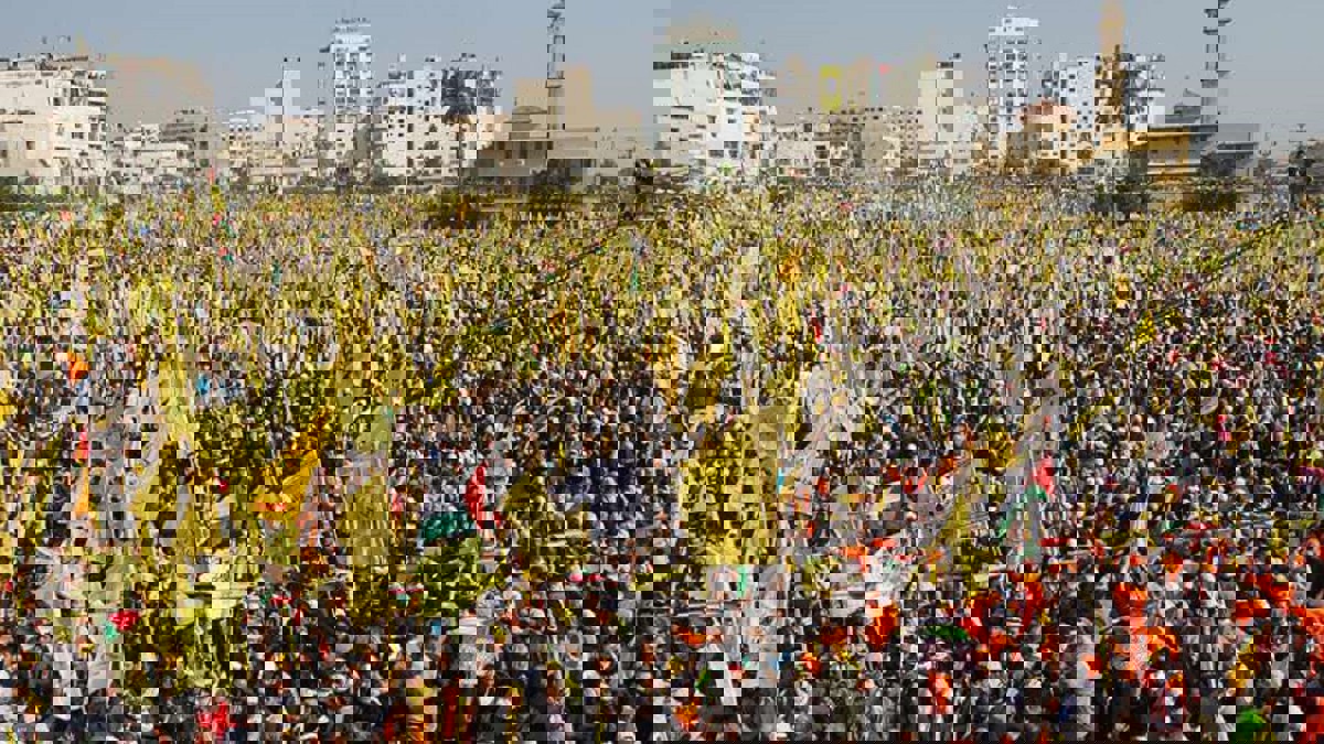 حركة فتح تلغي دعوة للإضراب احتجاجًا على مؤتمر البحرين