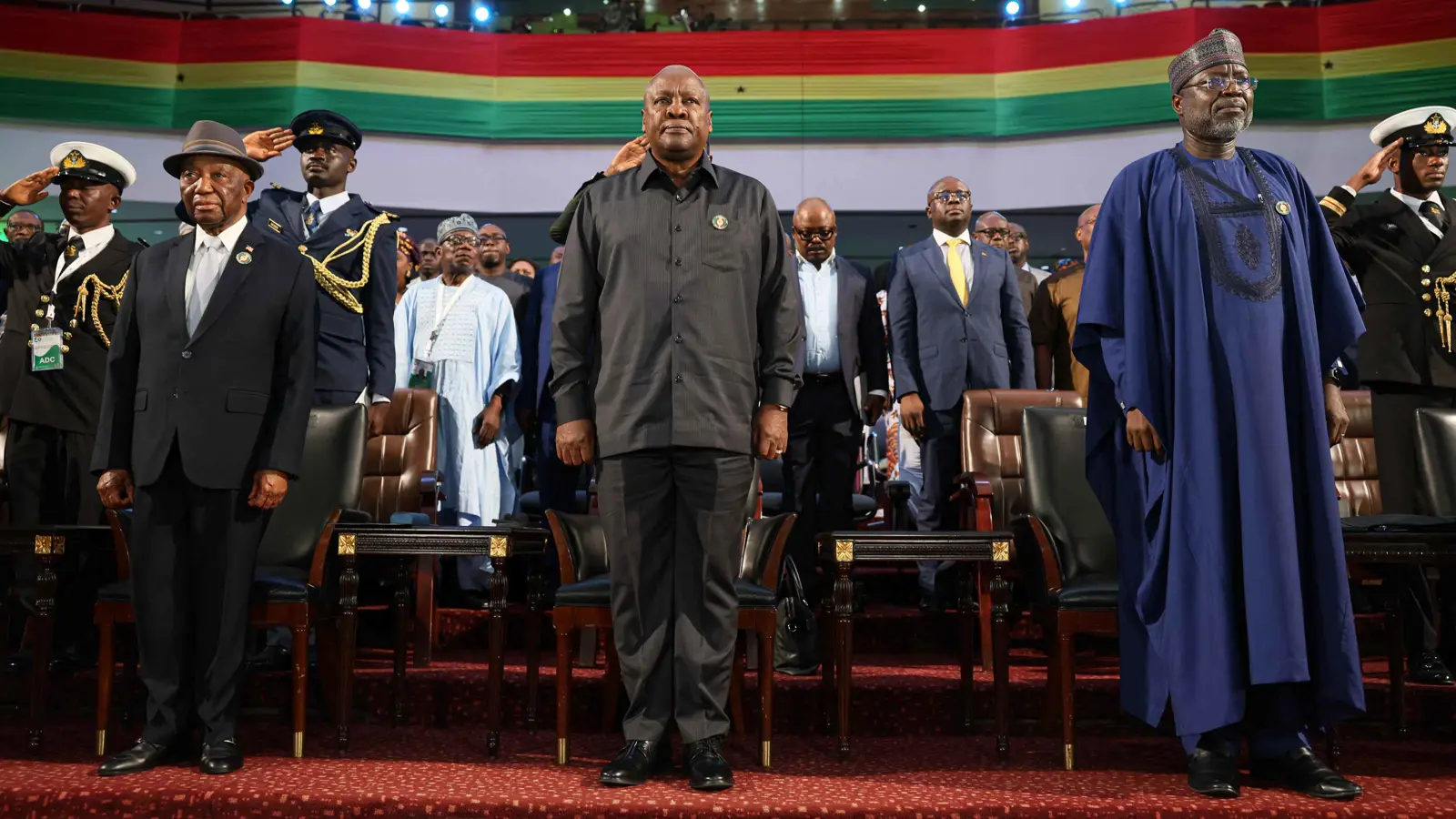 قمة غانا.. هل تفتح باب المصالحة بين "إيكواس" وتحالف دول الساحل؟