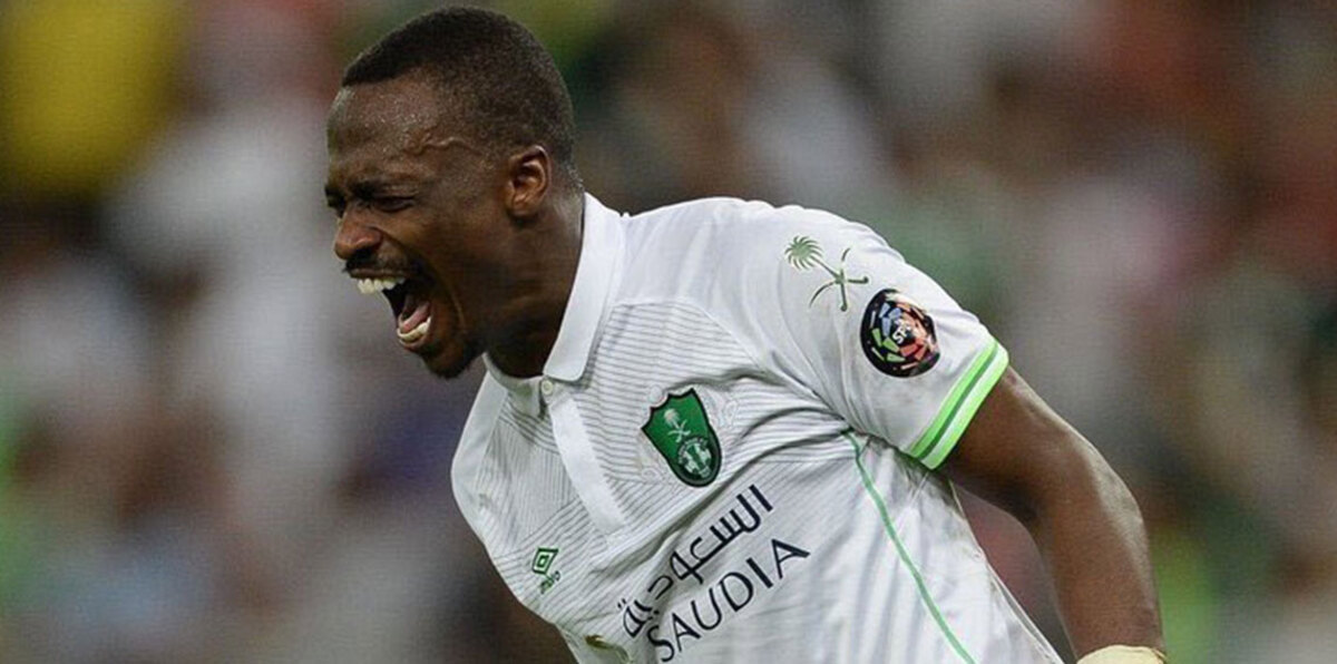 هل توصلت إدارة النادي الأهلي السعودي لاتفاق مع معتز هوساوي لتجديد تعاقده؟