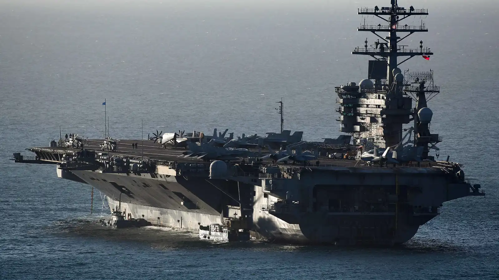 عبر حصار مضيق هرمز.. ترامب يقدم "هدية" ثمينة للصين