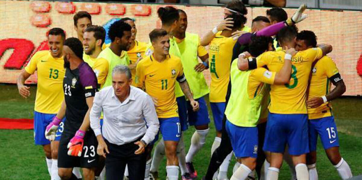 البرازيل تكتسح الأرجنتين بثلاثية في ليلة تاريخية