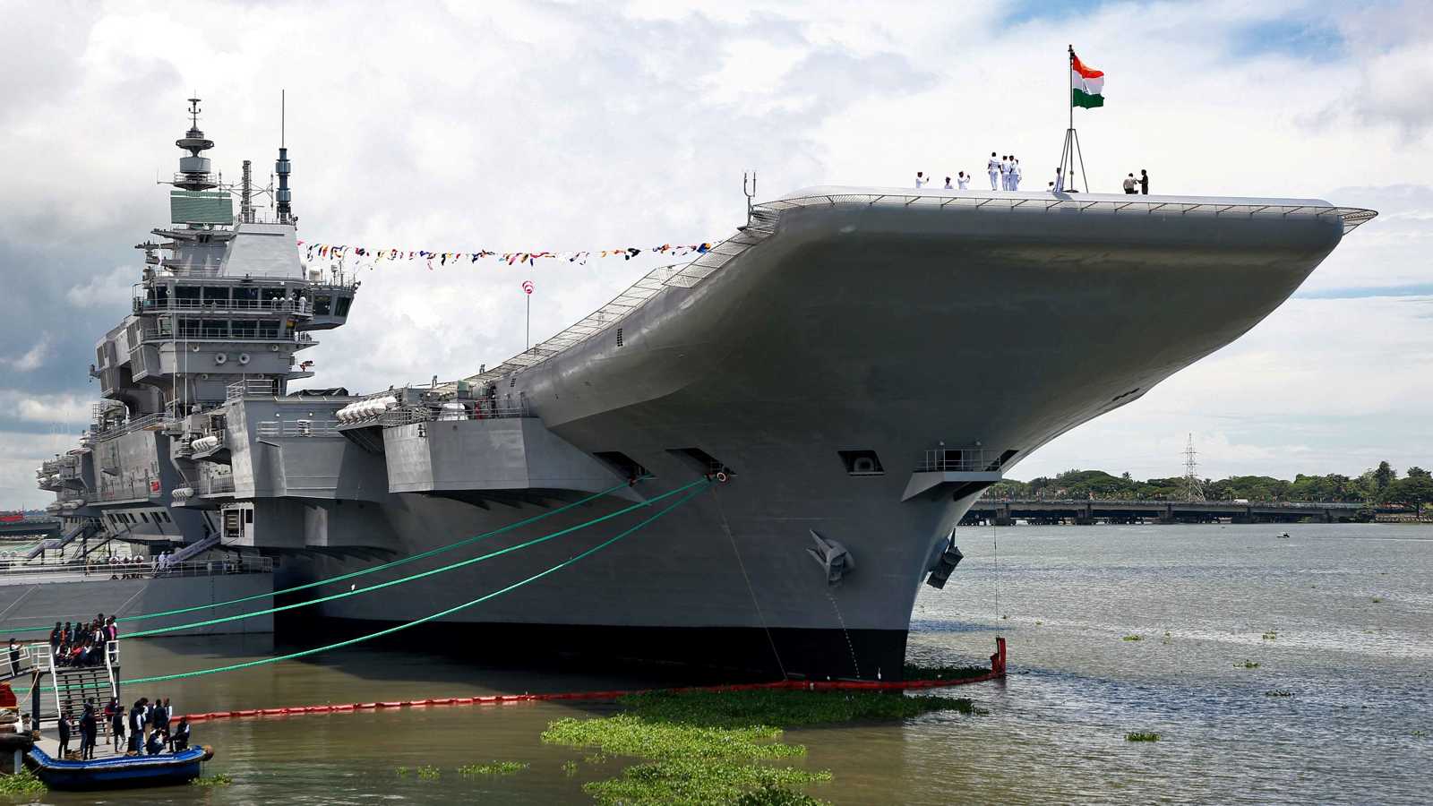 المحيط الهندي يشتعل.. نيودلهي تدخل عصر حاملات الطائرات النووية