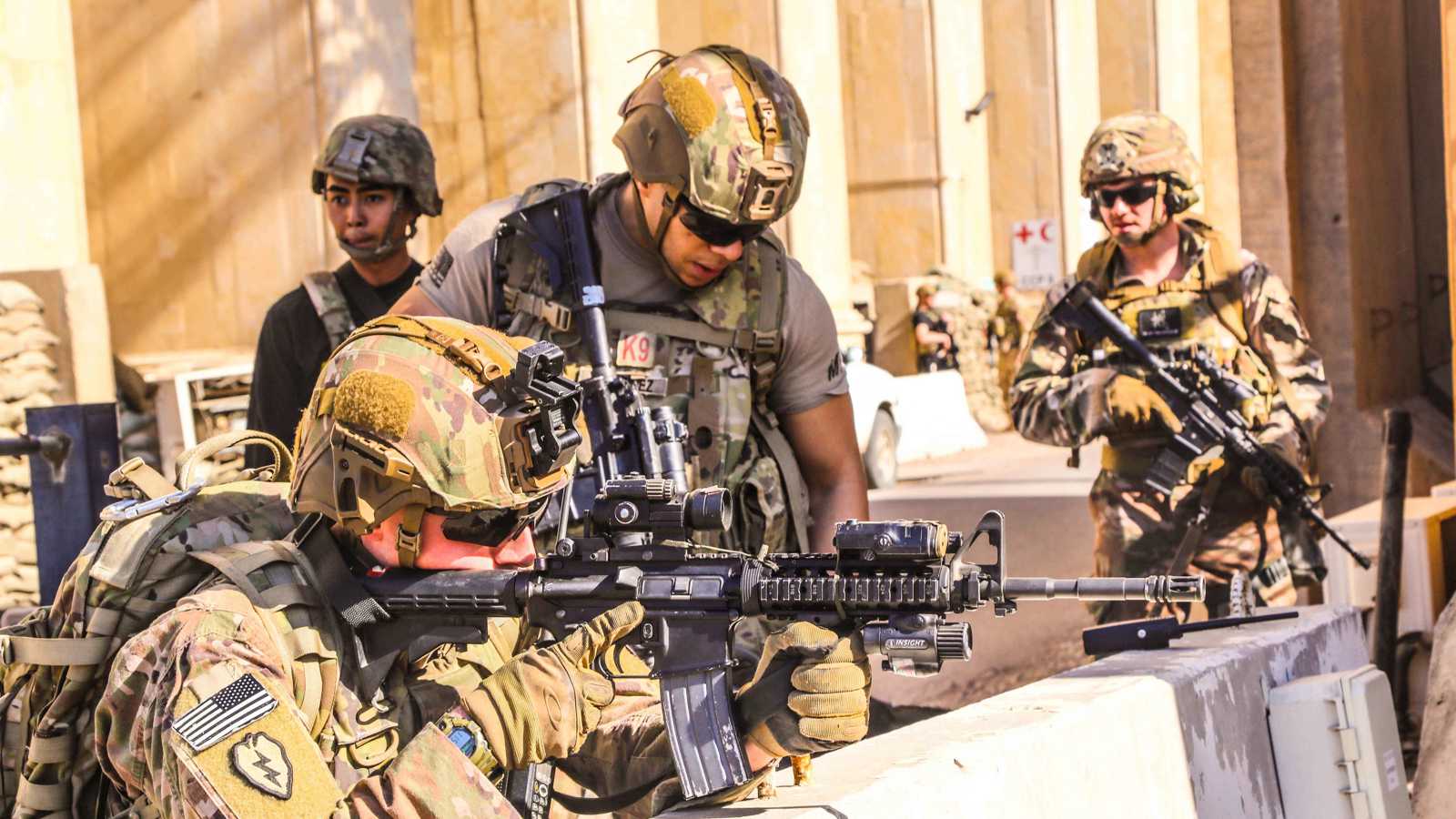 "وول ستريت جورنال": الجيش الأمريكي يغيّر أدواته استعداداً لصراع ضد الصين