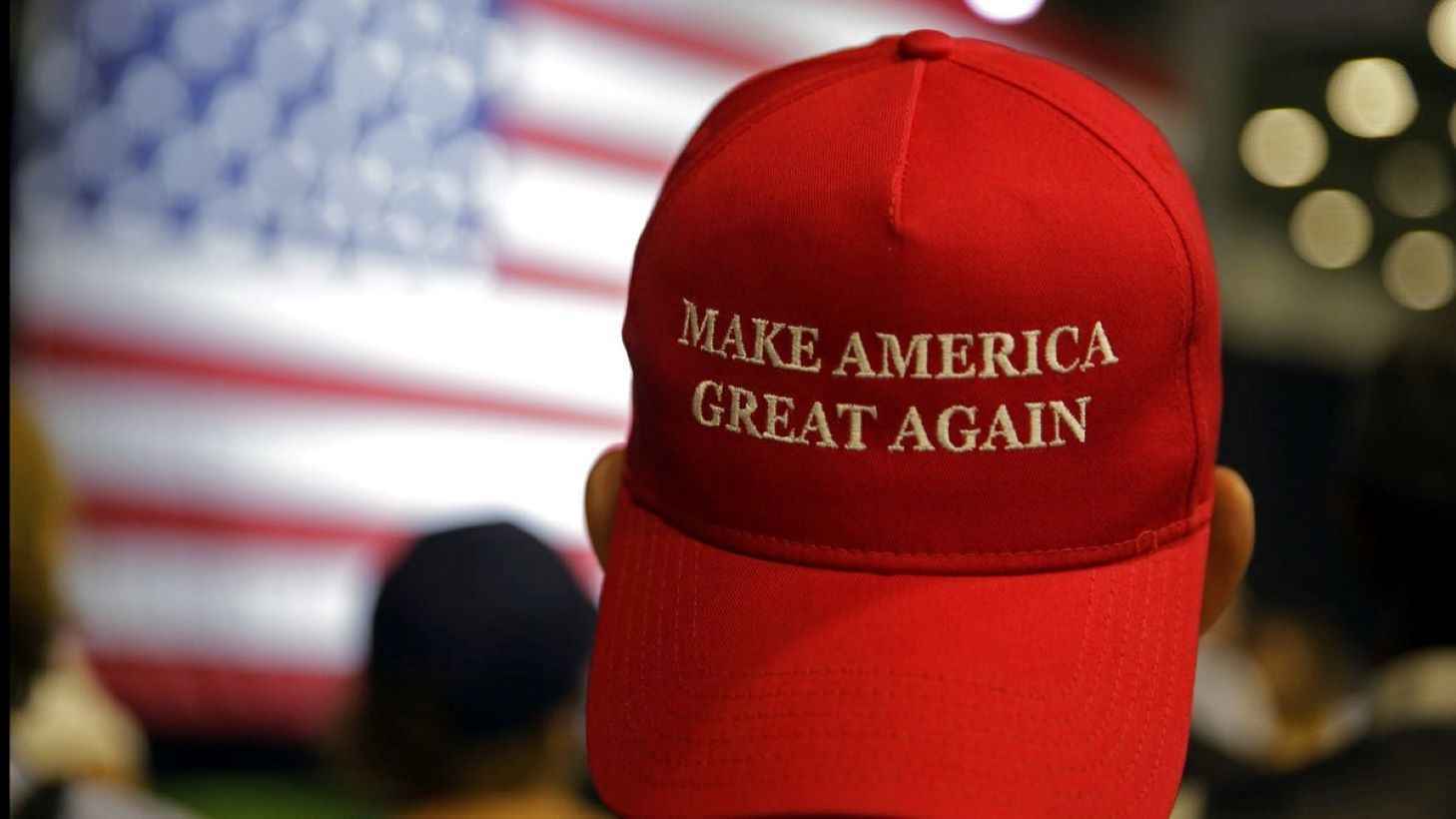 ضربة ترامب للنووي الإيراني.. هل تهدد بتماسك "أمريكا عظيمة"؟