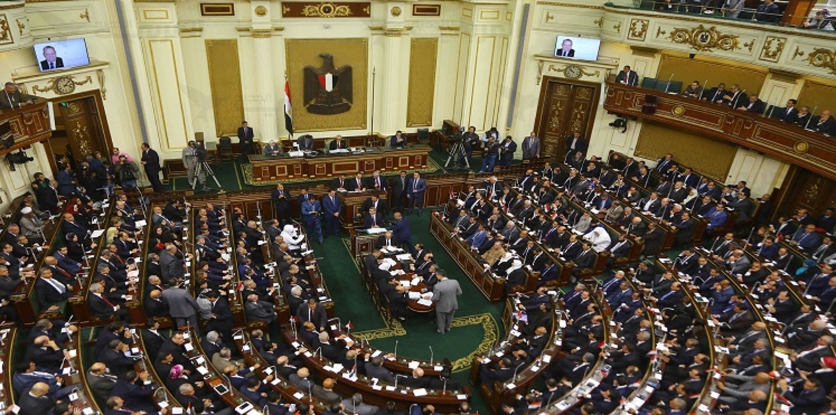 مصر تدخل الموازنة التريليونية.. فهل يخالف البرلمان والحكومة الدستور في تطبيقها؟
