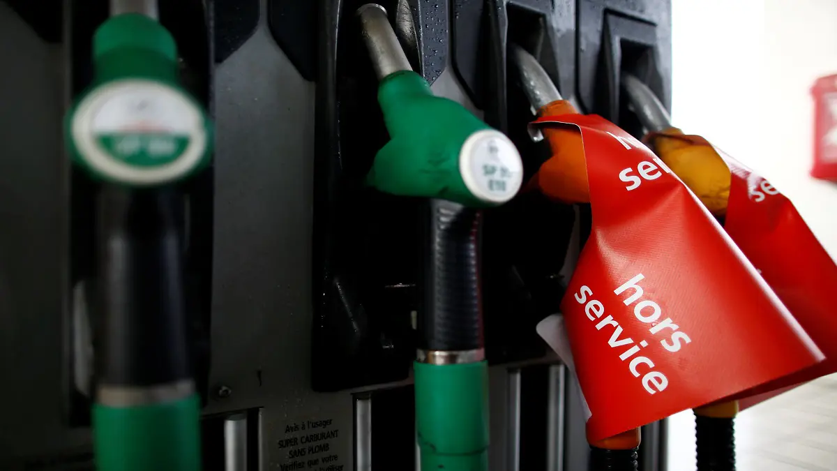 إجراء إيراني يسبب أزمة وقود حادة في سوريا