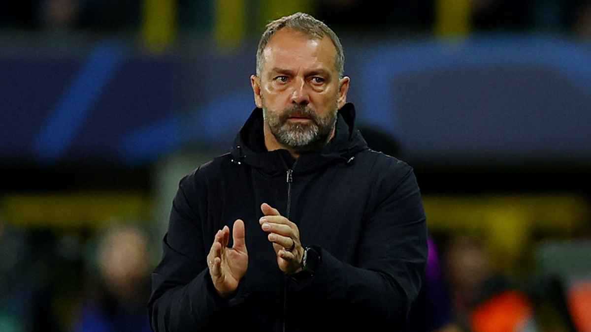 هل يقفز فليك من مركب برشلونة قبل الغرق؟