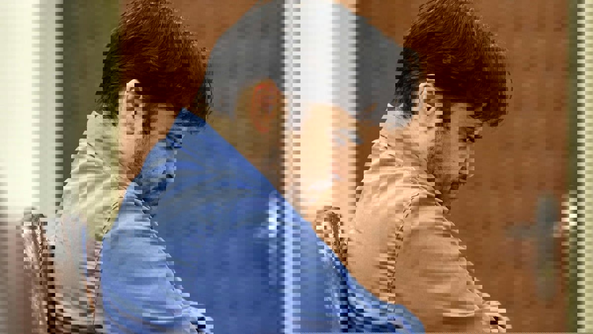 إيران تستدعي سفير فرنسا بعد إدانتها إعدام طهران لصحفي معارض