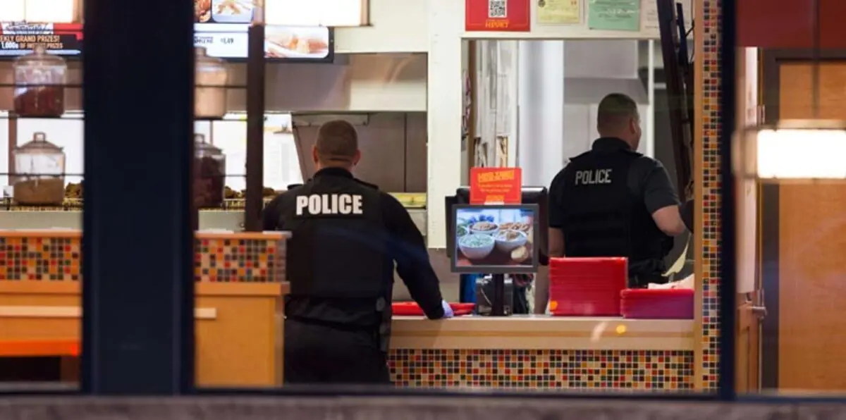 الشرطة الأمريكية تقتل مشتبهين اثنين بتنفيذ اعتداء مسلح