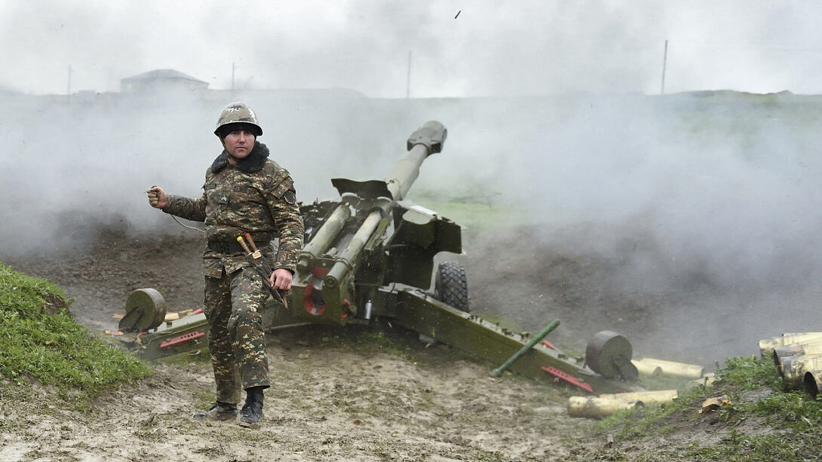 دعوى قضائية تطالب إسرائيل بوقف صادرات السلاح إلى أذربيجان