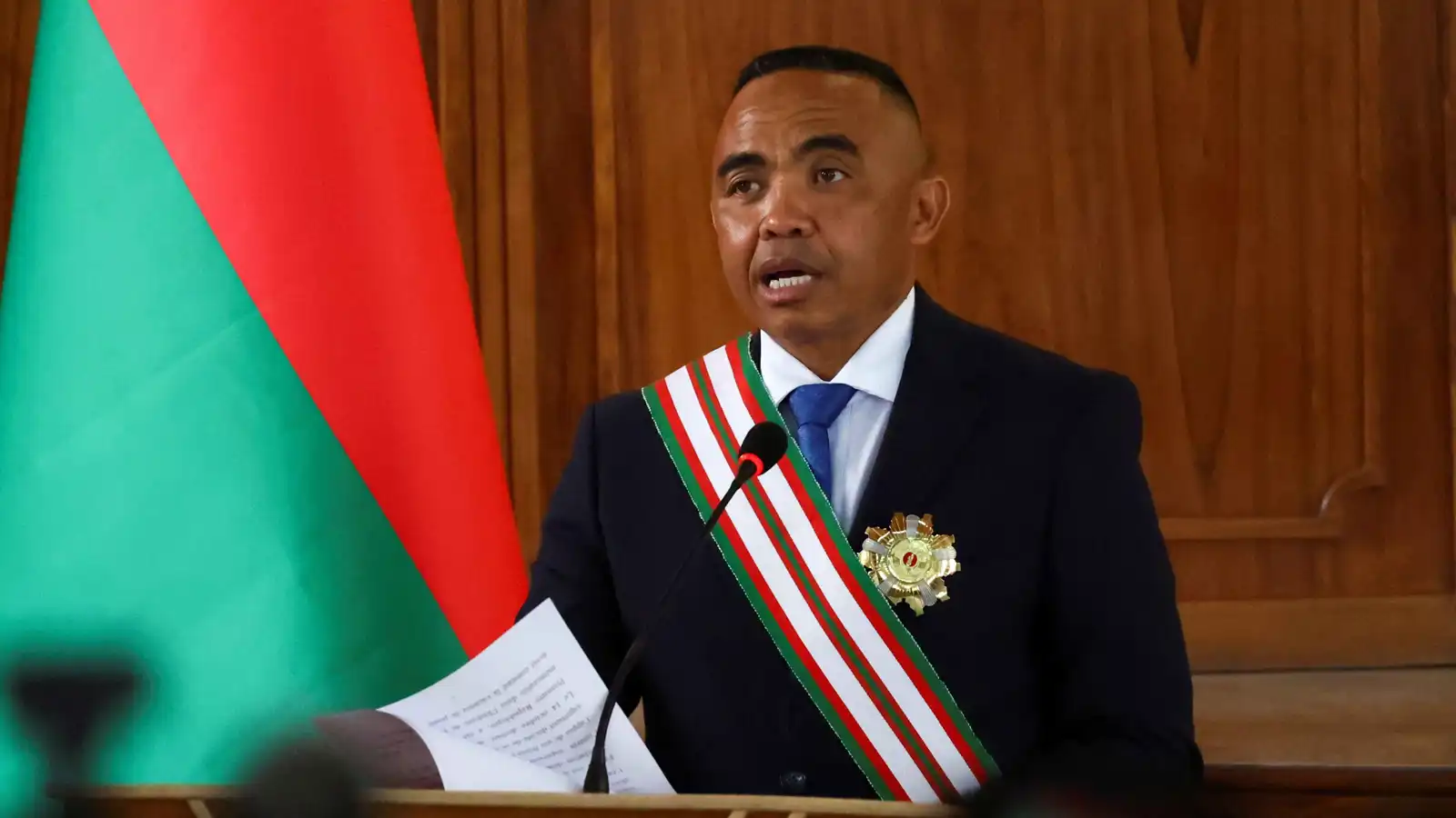 كيف تُدير مدغشقر معركة "التوازن الصعب" بين روسيا والغرب؟