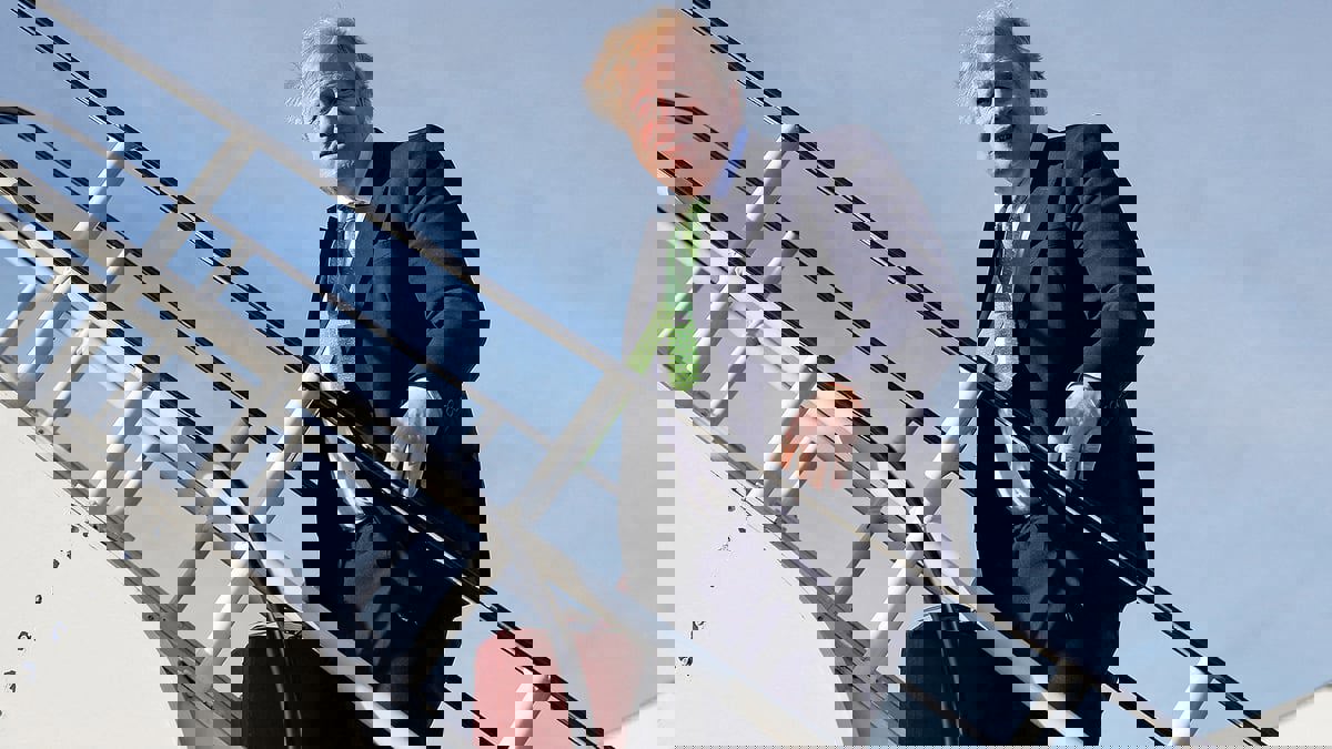 صحيفة: جونسون حضر حفلا خلال إجراءات العزل في يناير 2021