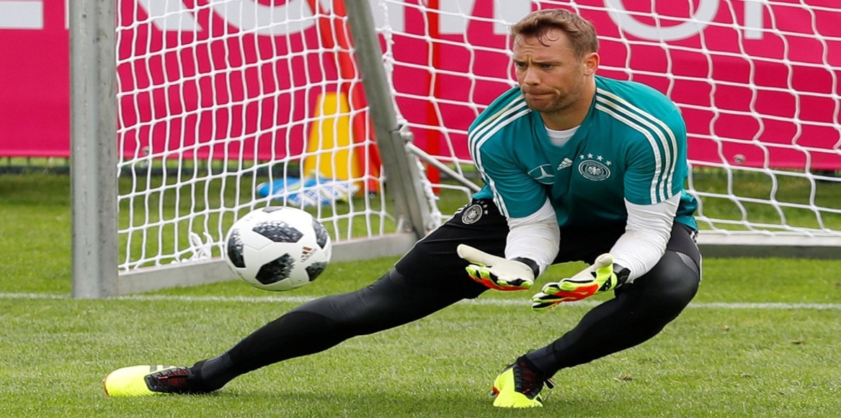 نوير الحارس الأول لألمانيا حال انضمامه لقائمة كأس العالم