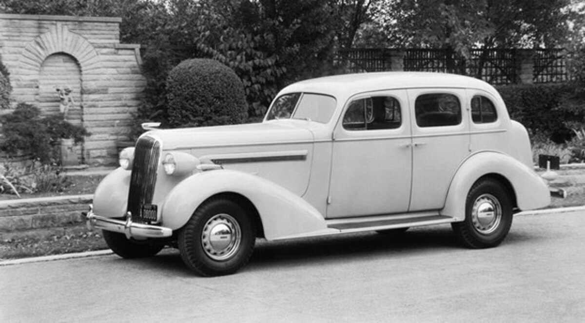 فلسطيني يحتفظ بسيارة من زمن "النكبة" على أمل العودة بها