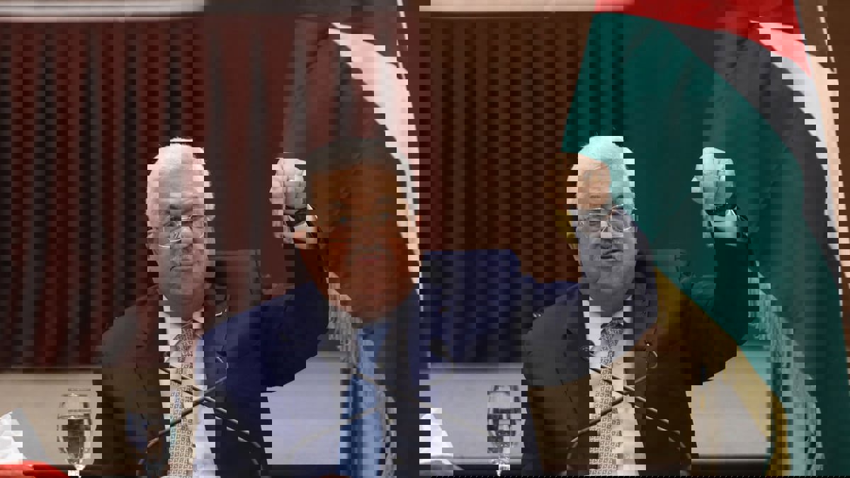 محللون: خلافة الرئيس الفلسطيني تشعل صراعا داخليا على منصبه