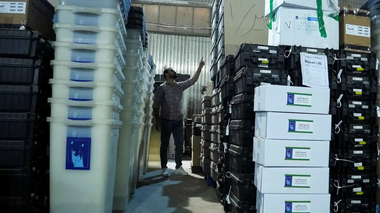 "بلا مخالفات أو مشاكل فنية".. انتهاء التصويت في الانتخابات العراقية