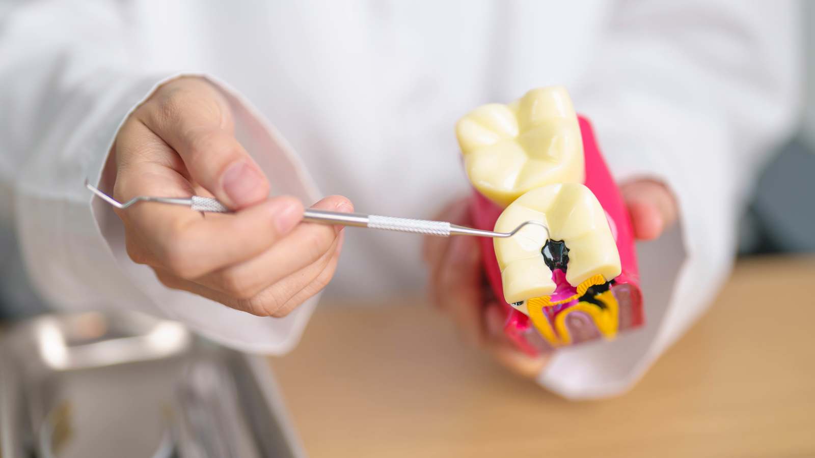 لماذا يزداد تسوس الأسنان في شهر رمضان؟