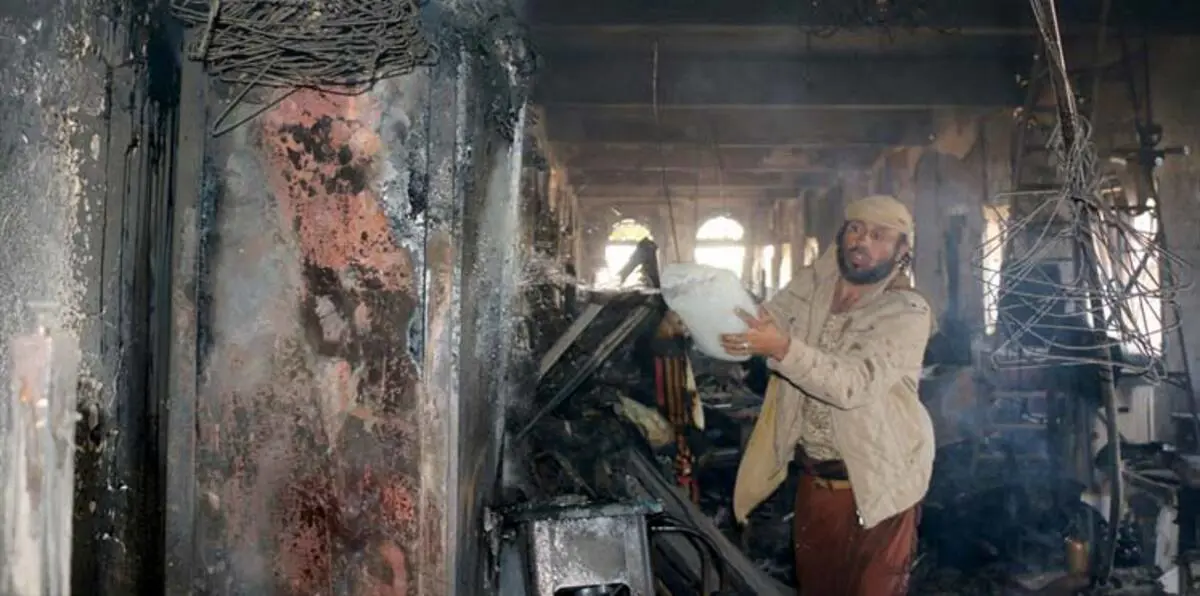 الحوثيون يدمرون أثمن كنز في تعز(صور وفيديو)