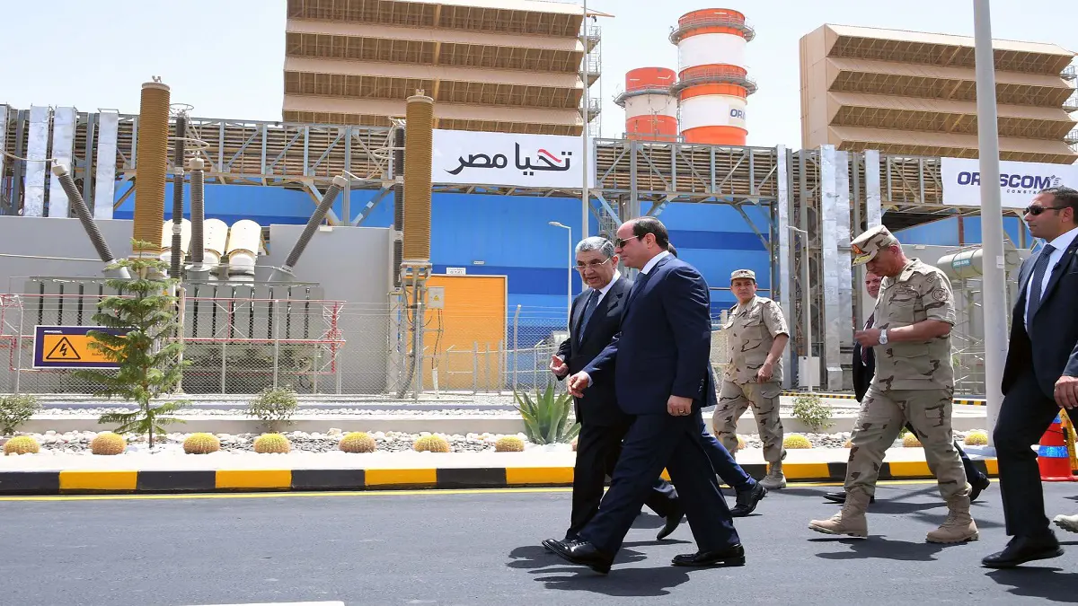 مصر.. السيسي يطالب بطرح شركات الجيش في البورصة