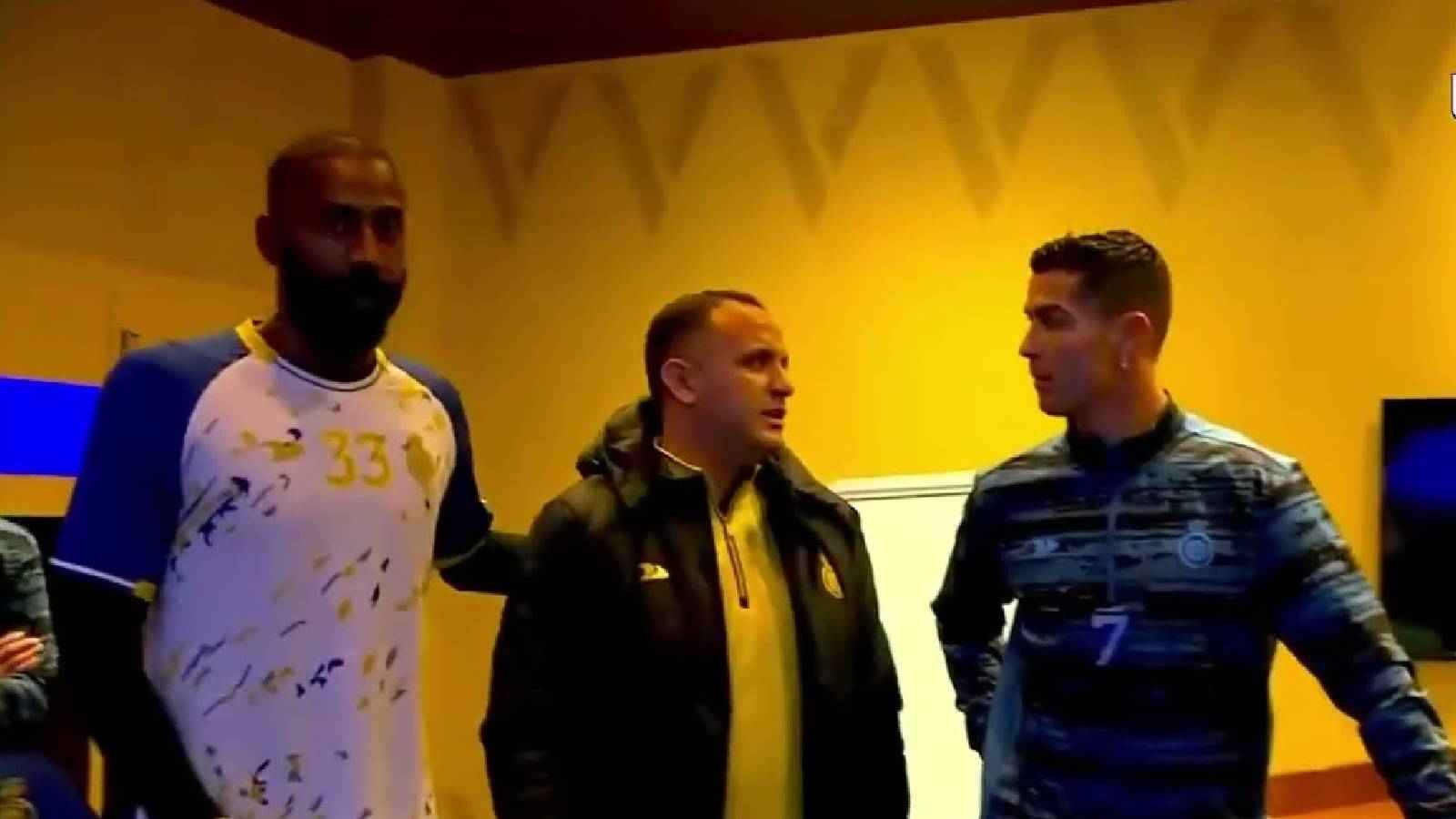 3 تصرفات واضحة.. وليد عبد الله يؤكد اهتمام رونالدو "بالإسلام" (فيديو)