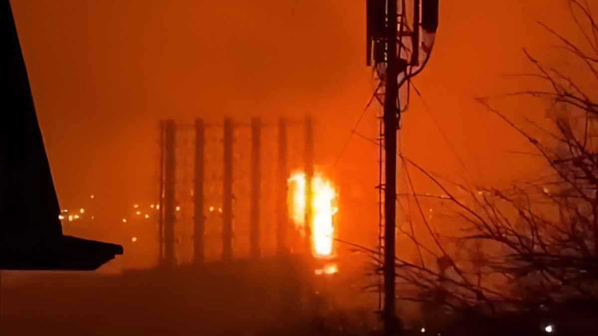 هجوم أوكراني يحدث أضراراً بميناء توابسي ومنشأة للغاز في روسيا (فيديو)