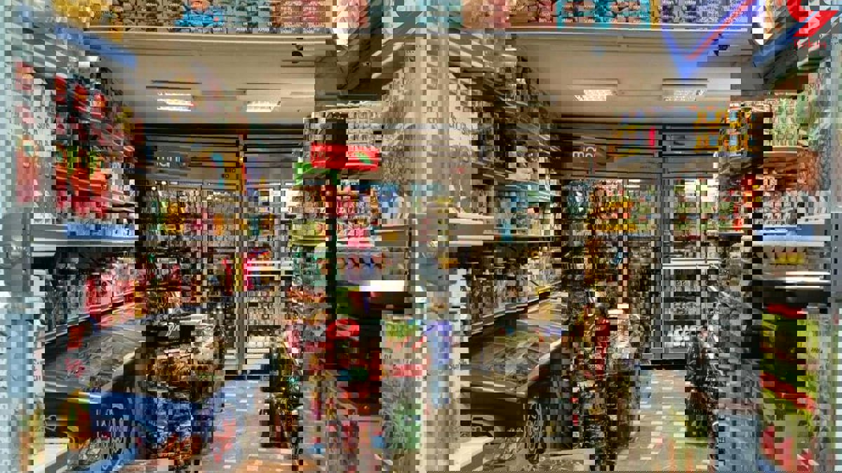 مسؤول: 20% من محال "السوبرماركت" في طهران توقفت عن العمل