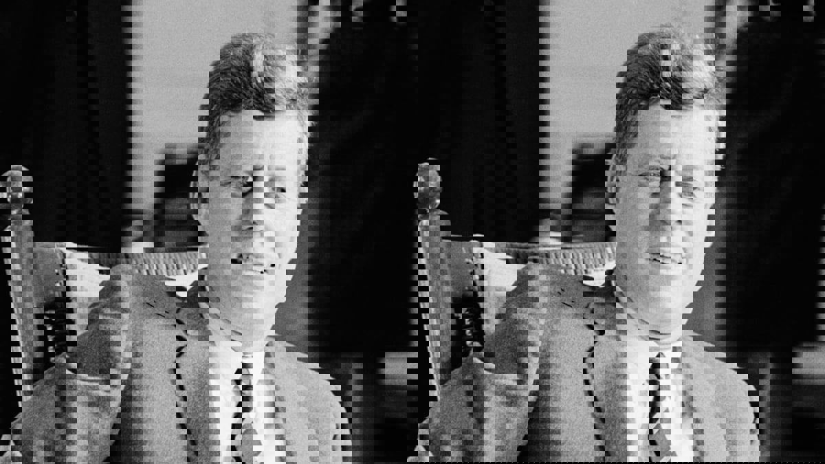 بعد 60 عامًا.. مرافق جون كينيدي يُفجر مفاجأة بشأن اغتيال الرئيس