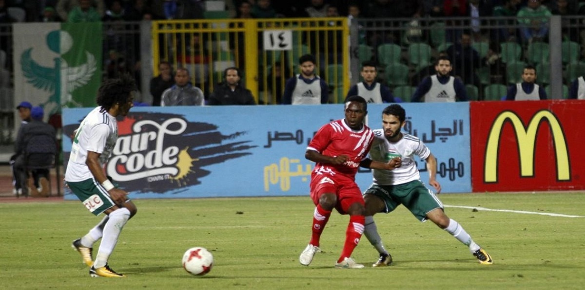 المصري البورسعيدي يستهل مشوار الكونفدرالية الأفريقية بالفوز.. وتعثر الرجاء المغربي