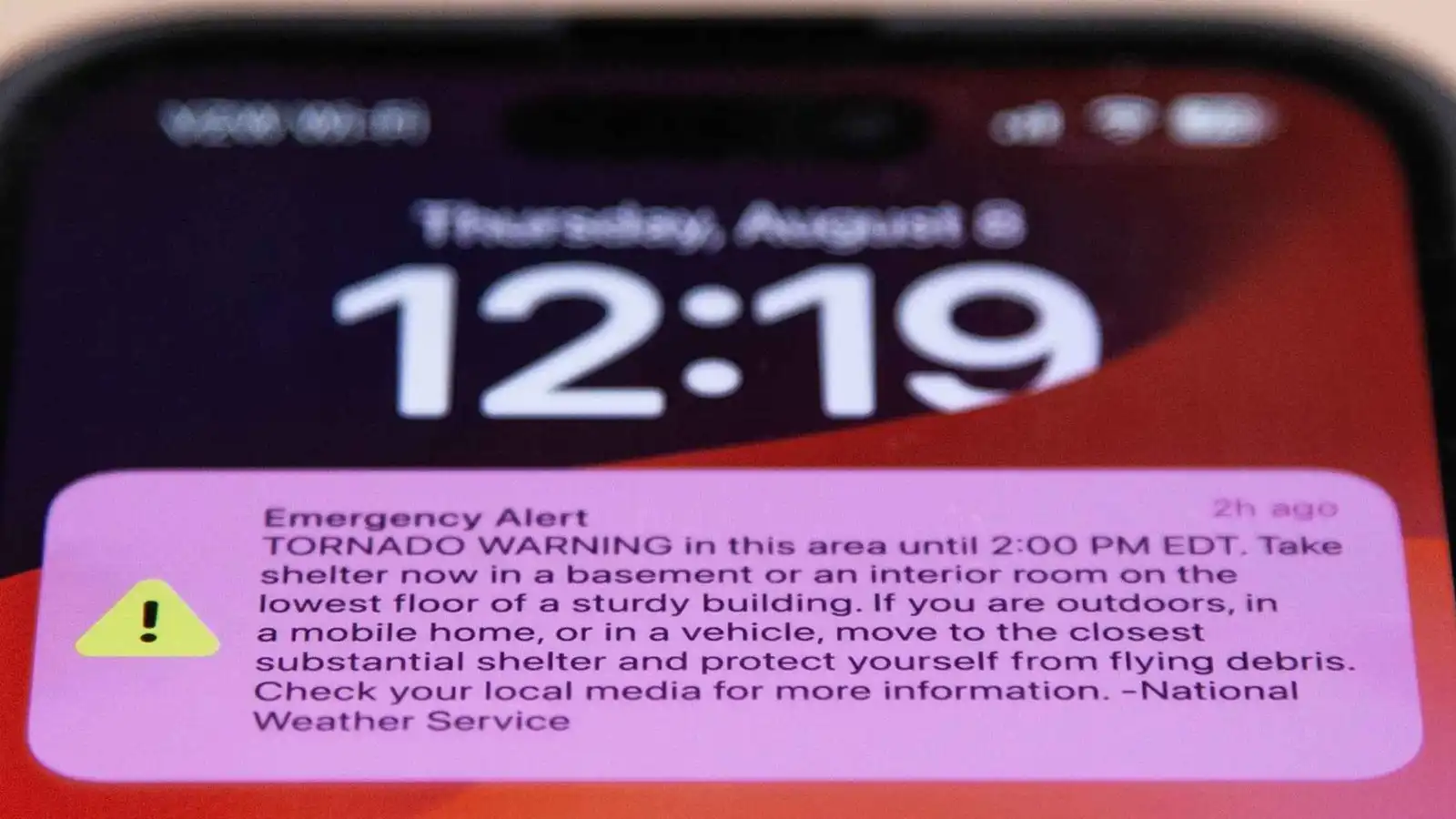 صورة لتحذير على شاشة آبل