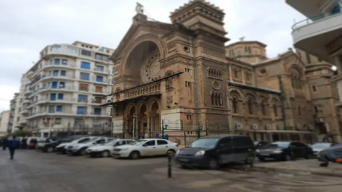 رمضان في الجزائر.. استقبال بطعم الحسرة والحزن (صور)